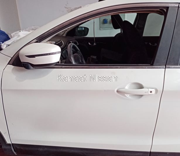 Nissan Qashqai J11 2014-2019 çıkma sol ön beyaz kapı